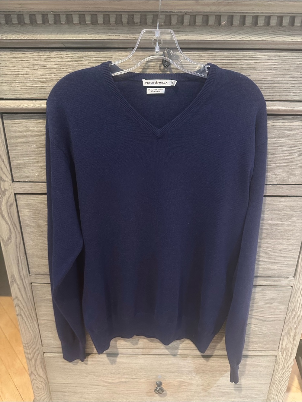 Peter Millar Classic Navy V-Neck Pullover Sweater. Size L.